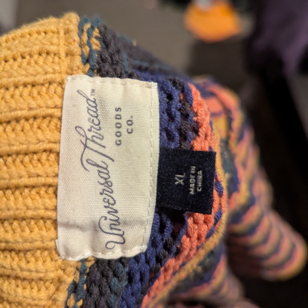 Colorful Knit Women's Sweater - Picture 4 of 4
